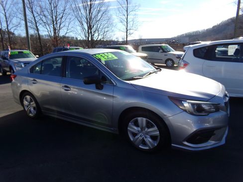 Used 2019 Subaru Legacy 2.5i image 3