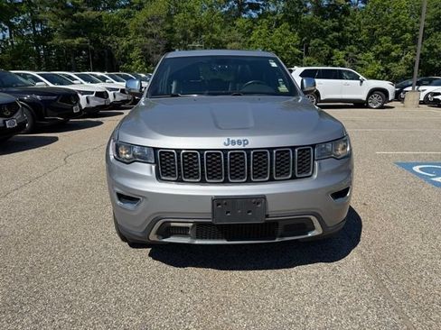 Used 2019 Jeep Grand Cherokee Limited AWD/4WD image 2