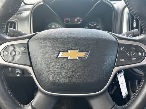 Used 2022 Chevrolet Colorado LT w/ Fleet Safety Package image 10