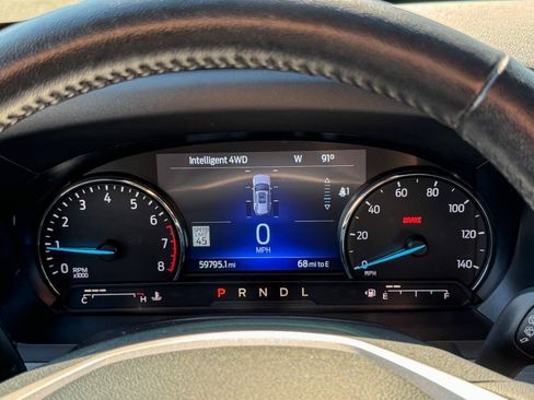 Used 2023 Ford Explorer XLT w/ Equipment Group 202A AWD/4WD image 28