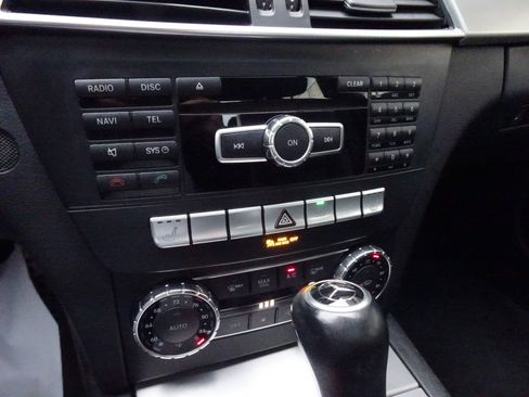 Used 2013 Mercedes-Benz C 300 Sport image 24