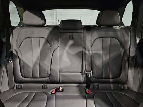 Used 2021 BMW X5 xDrive40i w/ Premium Package 2 image 13