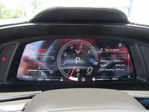 Used 2024 Chevrolet Corvette Stingray Premium Cpe w/ Z51 Performance Package RWD image 19