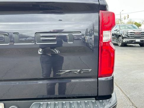 Certified 2023 Chevrolet Silverado 1500 ZR2 w/ Technology Package AWD/4WD image 9