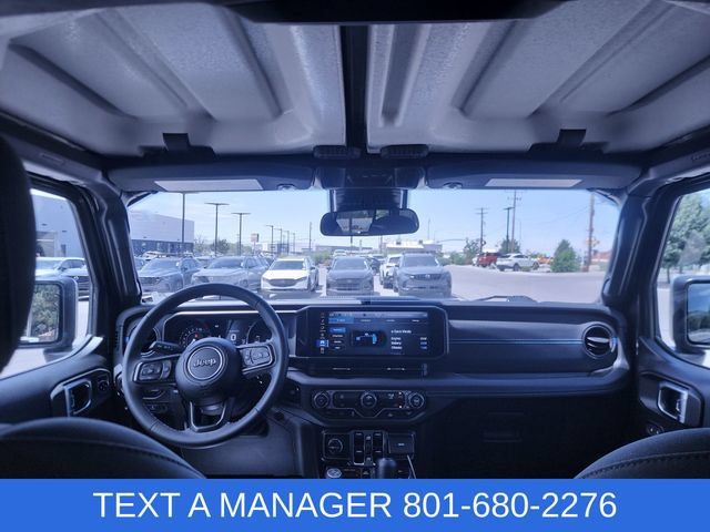 Used 2024 Jeep Wrangler Unlimited Rubicon 4xe AWD/4WD image 22