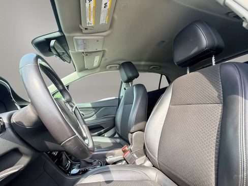 Used 2018 Buick Encore Preferred FWD image 9