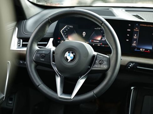 Used 2026 BMW X1 xDrive28i image 27