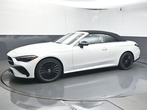 New 2026 Mercedes-Benz CLE 300 4MATIC Cabriolet image 4