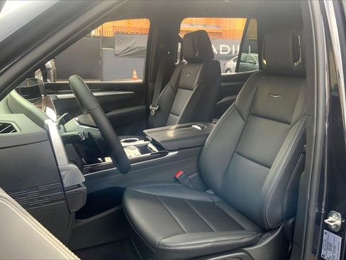 New 2026 Cadillac Escalade 4WD w/ LPO, Floor Liner Package image 12