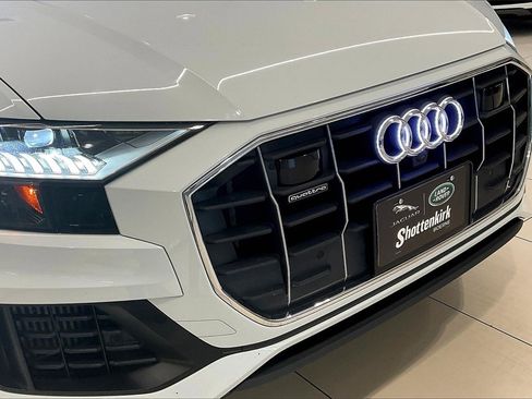 Used 2023 Audi Q8 Premium Plus w/ Premium Plus Package image 28