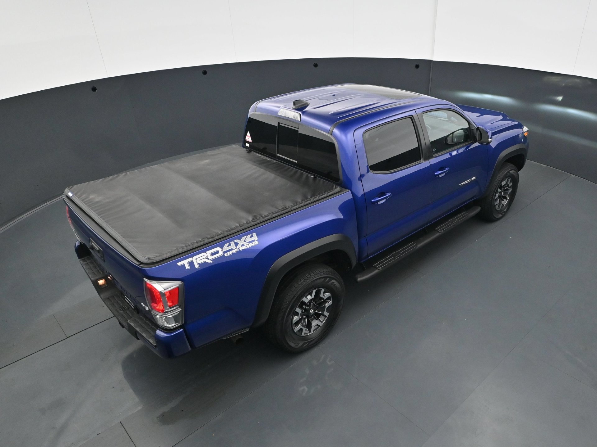Used 2022 Toyota Tacoma TRD Off-Road w/ TRD Premium Off Road Package AWD/4WD image 40