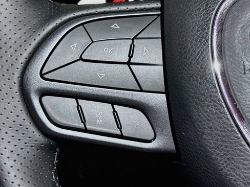 Used 2025 Dodge Durango GT AWD/4WD image 28