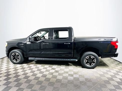 Used 2023 Ford F150 Lightning XLT AWD/4WD image 6