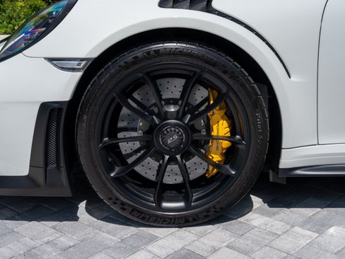 Used 2018 Porsche 911 GT2 RS RWD image 14