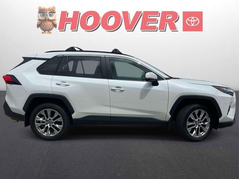 Used 2025 Toyota RAV4 XLE Premium FWD image 2