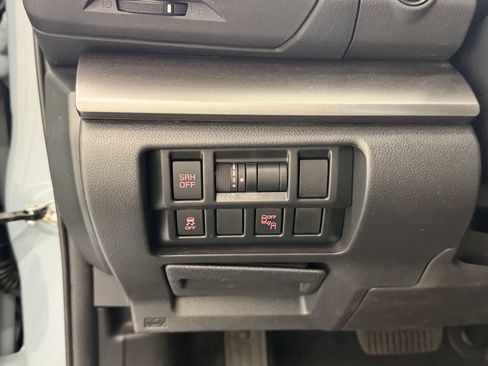 Used 2019 Subaru Crosstrek 2.0i Limited AWD/4WD image 14