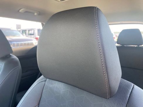 Certified 2024 Kia Seltos EX FWD image 11