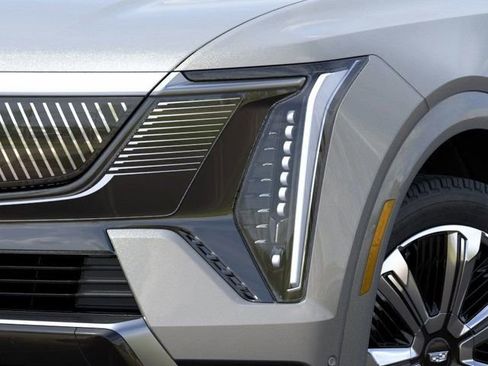 New 2025 Cadillac Escalade IQ Luxury 1 w/ Smart Trailering package AWD/4WD image 10