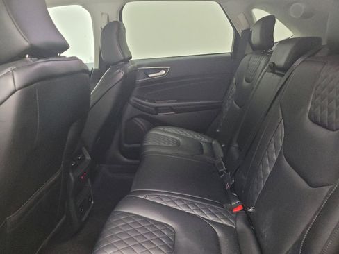 Used 2024 Ford Edge Titanium w/ Equipment Group 301A AWD/4WD image 18
