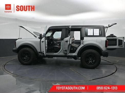 Used 2022 Ford Bronco Wildtrak AWD/4WD image 55