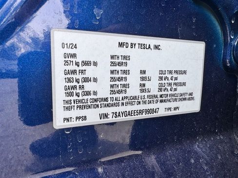 Used 2024 Tesla Model Y Long Range image 12