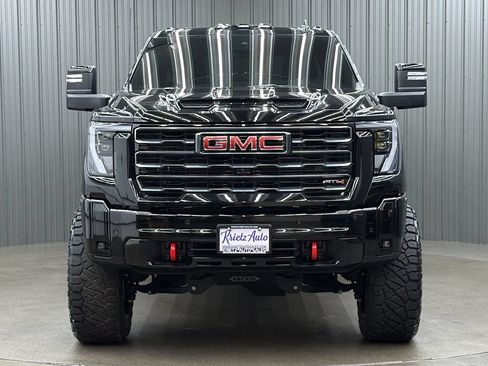 Used 2026 GMC Sierra 2500 AT4 AWD/4WD image 8
