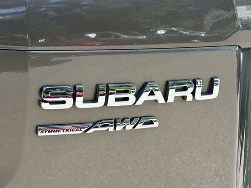 Used 2017 Subaru Forester 2.5i Touring AWD/4WD image 24