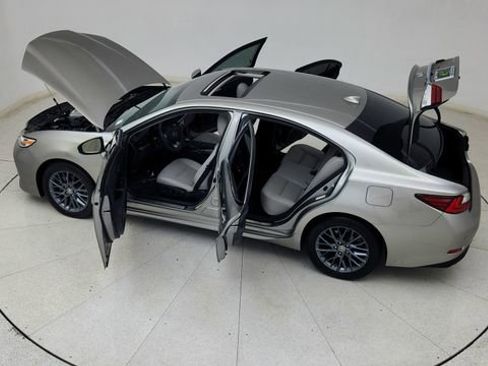 Used 2018 Lexus ES 350 w/ Premier Package image 82