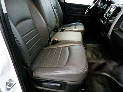 Used 2018 RAM 1500 Tradesman RWD image 14