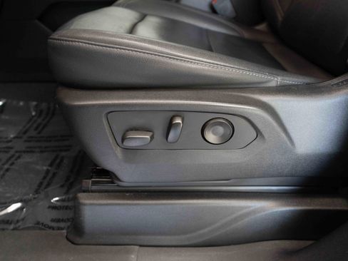 Used 2022 Chevrolet Tahoe LT AWD/4WD image 12