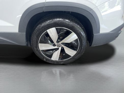 Used 2025 Volkswagen Taos S AWD/4WD image 23