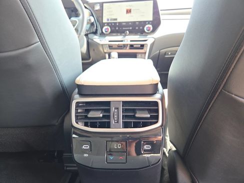Used 2025 Lexus RX 350 w/ Convenience Package AWD/4WD image 34