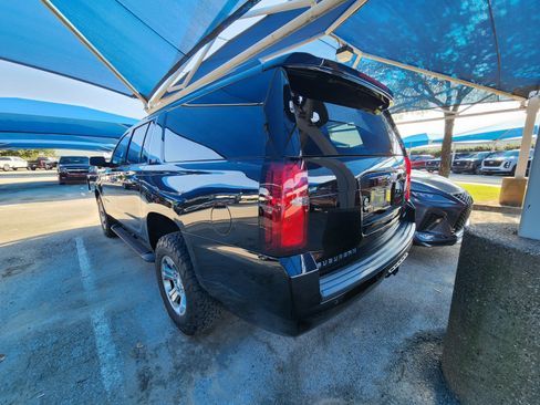 Used 2017 Chevrolet Suburban LT AWD/4WD image 3