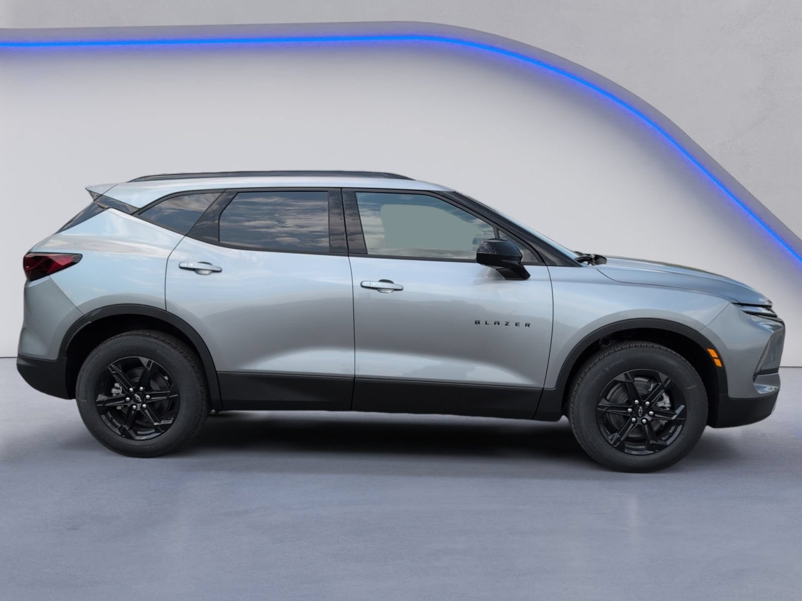 New 2026 Chevrolet Blazer LT w/ Convenience Package FWD image 5
