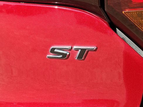 Used 2020 Buick Encore GX Select w/ Sport Touring Package image 9