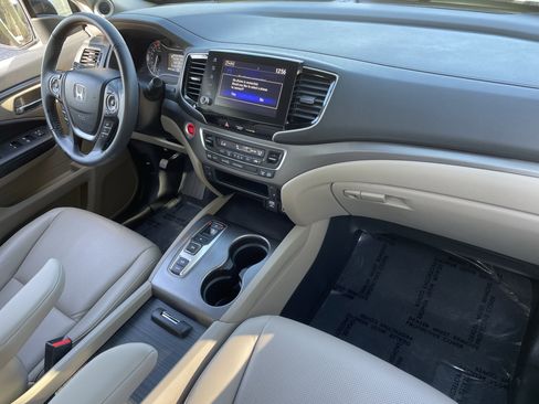 Used 2022 Honda Ridgeline RTL image 11