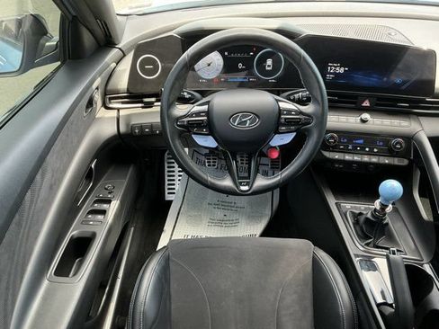 Used 2022 Hyundai Elantra N FWD image 12