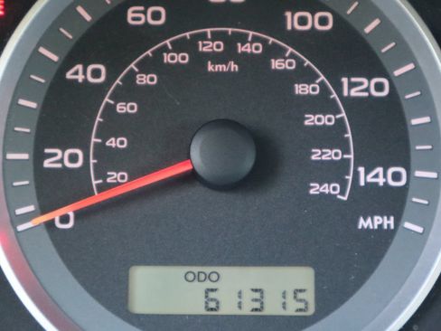 Used 2010 Subaru Impreza 2.5i Premium AWD/4WD image 45