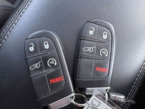 Used 2022 Dodge Durango GT AWD/4WD image 33
