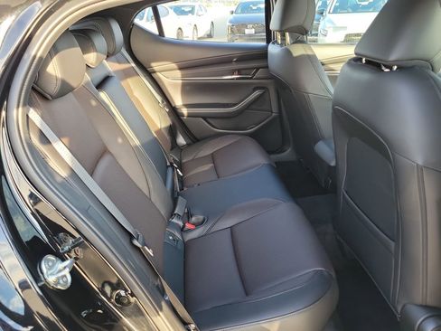 New 2026 MAZDA MAZDA3 Hatchback w/Premium Plus Pkg image 19