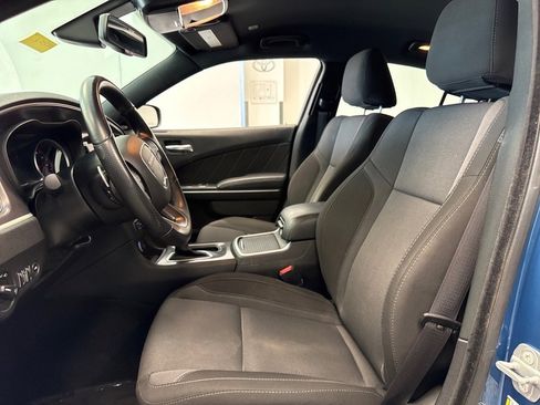 Used 2022 Dodge Charger SXT image 13