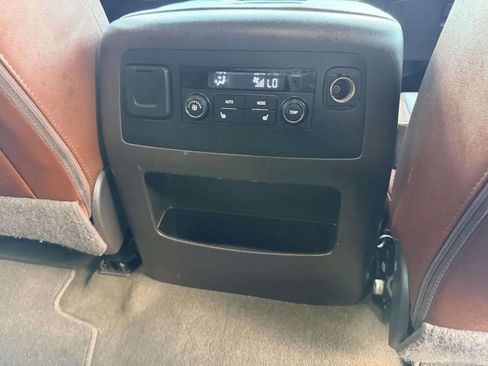 Used 2017 Chevrolet Tahoe Premier AWD/4WD image 37