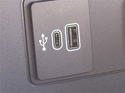 New 2026 Ford Explorer ST-Line w/ ST-Line Street Pack image 18