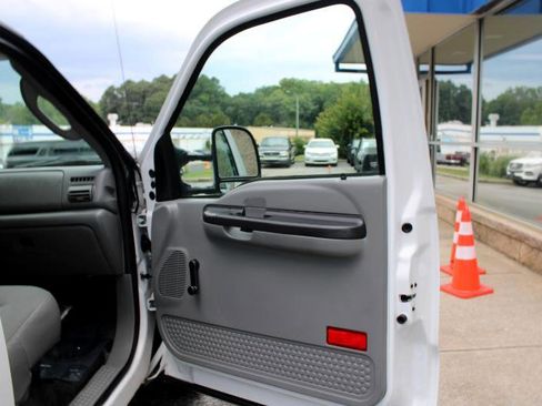 Used 2006 Ford F250 Lariat image 21