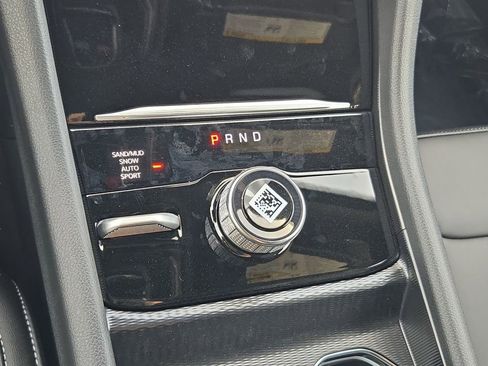 New 2025 Jeep Grand Cherokee Limited RWD image 20