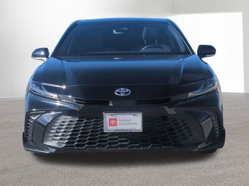 Certified 2025 Toyota Camry SE image 2