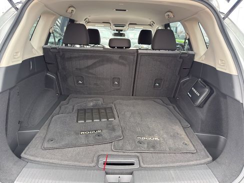 Certified 2023 Nissan Rogue SV image 35