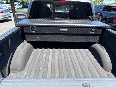 Used 2016 Ford F150 XLT w/ Equipment Group 302A Luxury AWD/4WD image 17