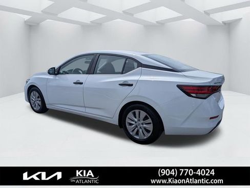 Used 2024 Nissan Sentra S image 5