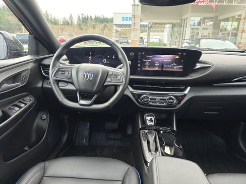 Used 2024 Buick Envista Sport Touring w/ Experience Buick Package image 15